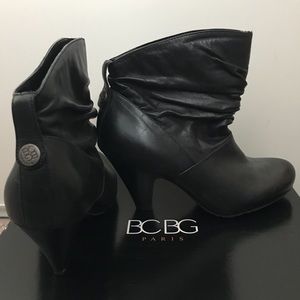 BCBG booties in size 5.5